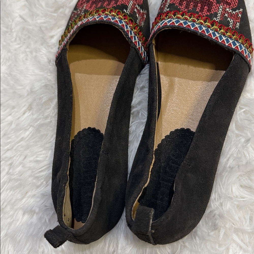 Latigo Basia Black Suede Embroidered Loafers Slip-On Flats Size 7.5M - Picture 13 of 14